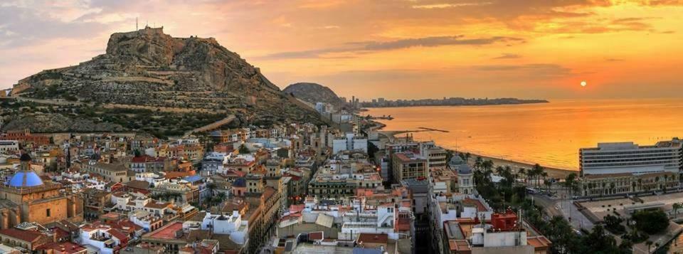 Stunning Sea View Apartman Alicante Kültér fotó